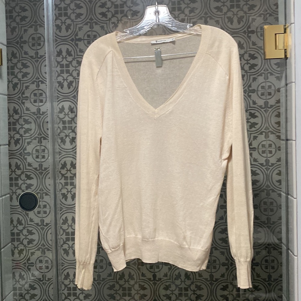 Alexander Wang cream sweater. Jeans not included please see my store 4 options